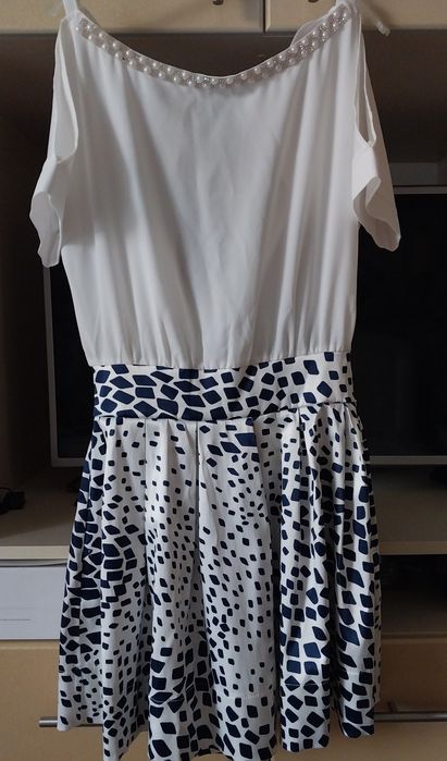 Святкова сукня для дівчинки