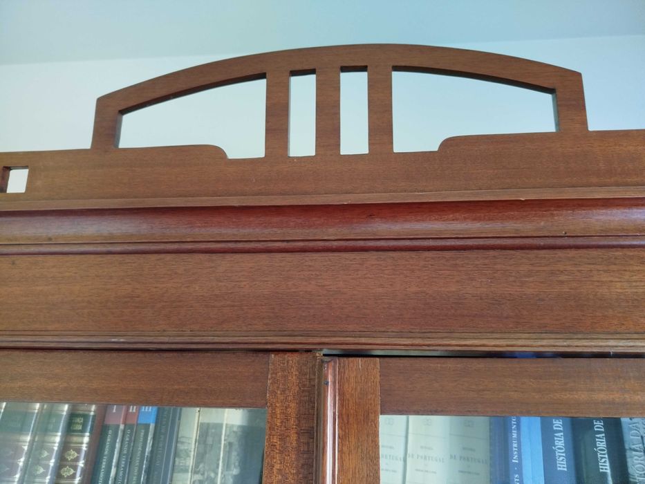 Livreiro Arte Nova Restaurado - Vinhático