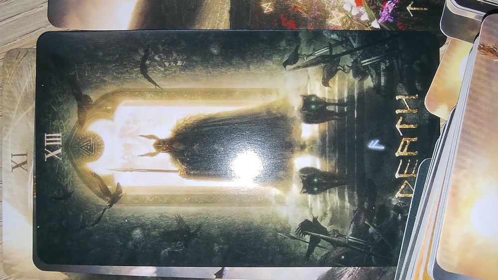 Revendedora de Tarots & Oráculos – Vários Baralhos Novos – 13,50€ c/ p