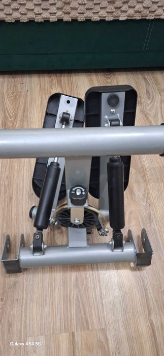 steper skretny z wyswietlaczem