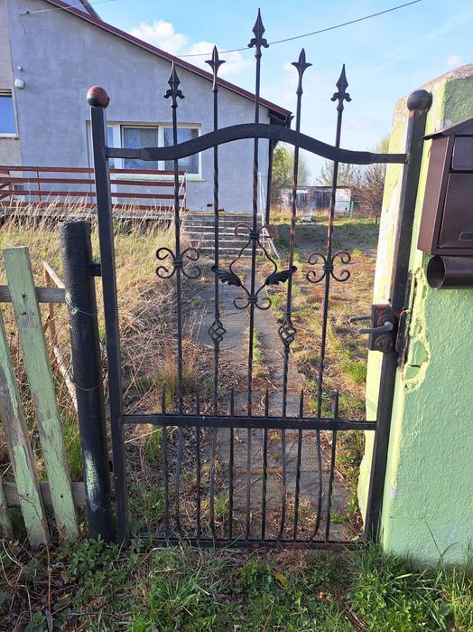 Brama kuta z furtką