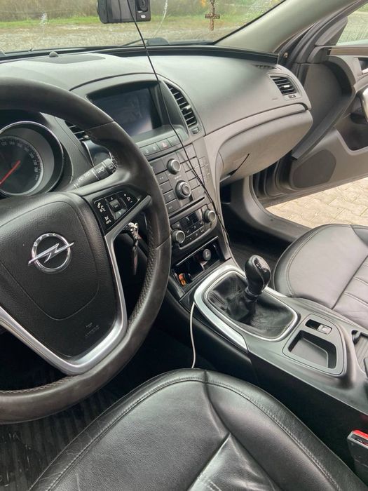 Продам Opel Insignia