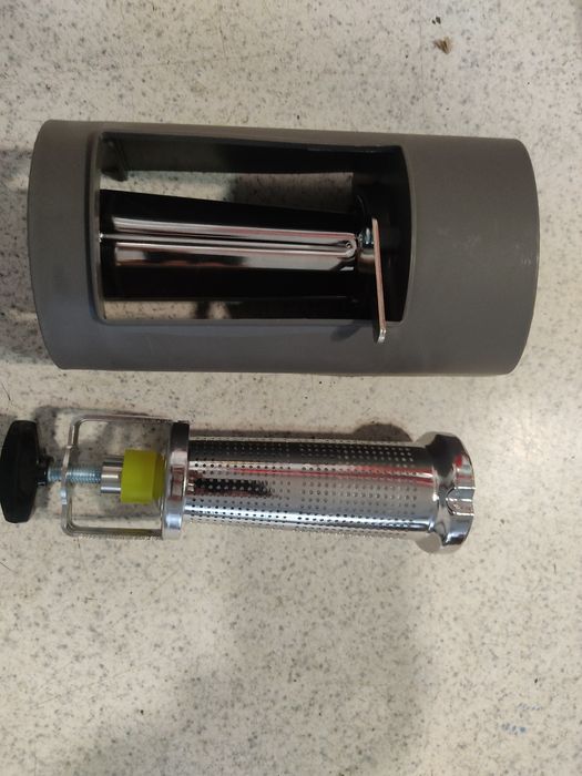 Сокодавка (томатопресс) до кух. комбайнів та мосорубок Bosch