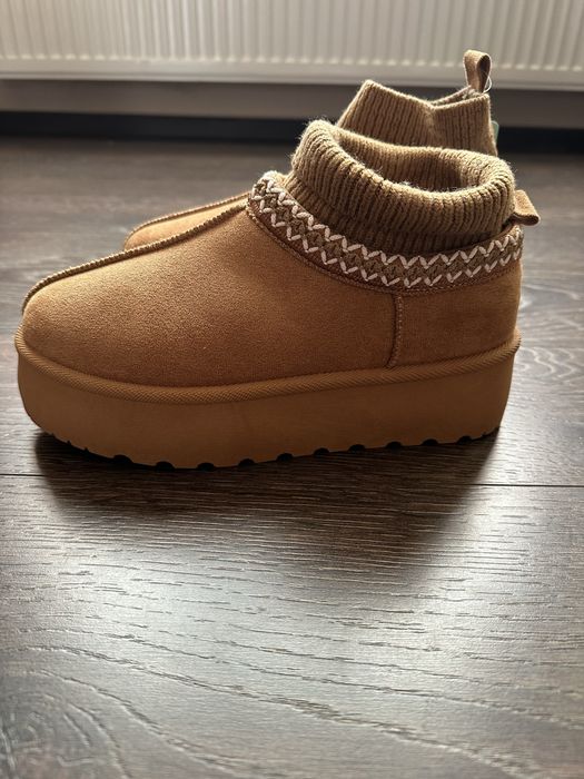 Уггі з носком колір camel р 37
