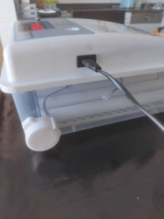 chocadeira 24 ovos viragem por rolos