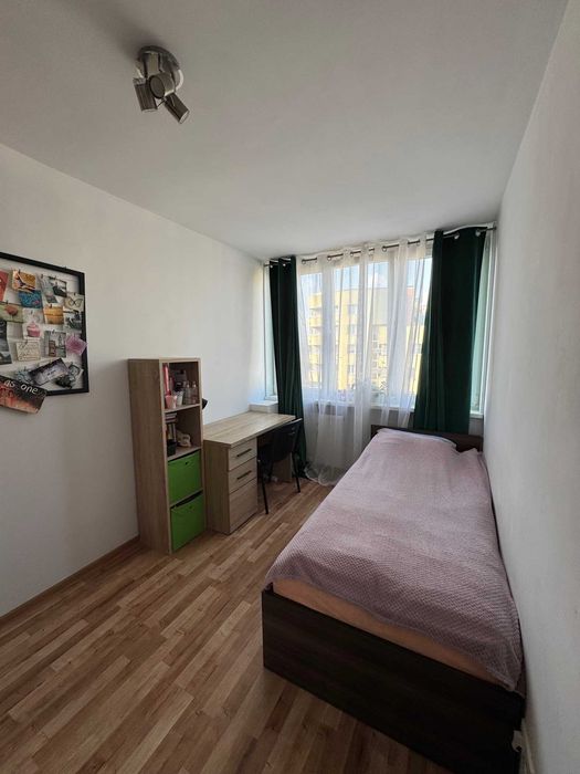 Pokój 1-osobowy – Blisko Centrum | Tylko dla dziewczyn!