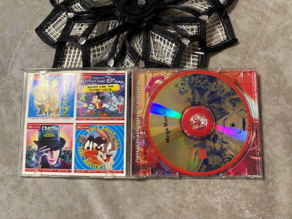 CD DVD диск фільм музика ігри Star trek приключения мега мена