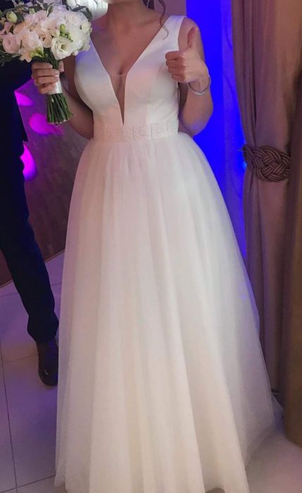 Suknia ślubna gładka, elegancka, model Love Collection Lora