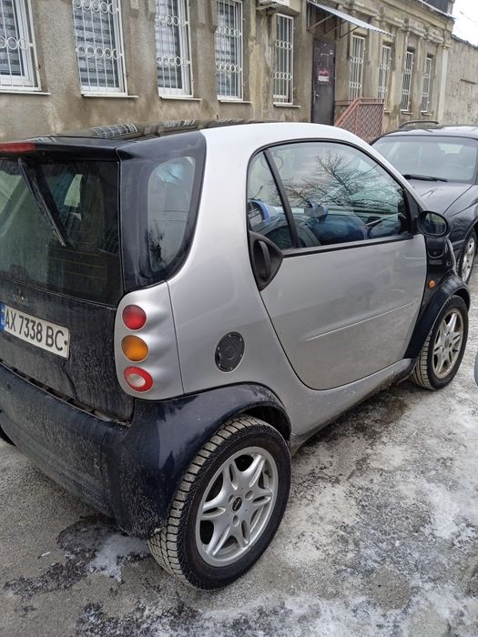 продам смарт ,2000року ,пробіг 180000км