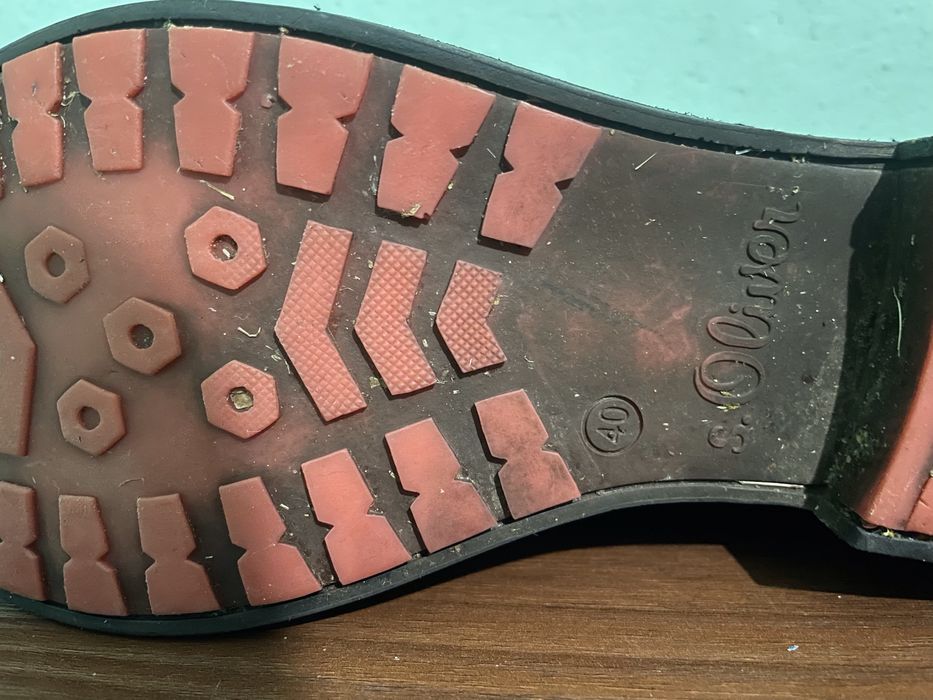 Ботінки на байці. Під рептилію. Жіночі. (40й розмір)