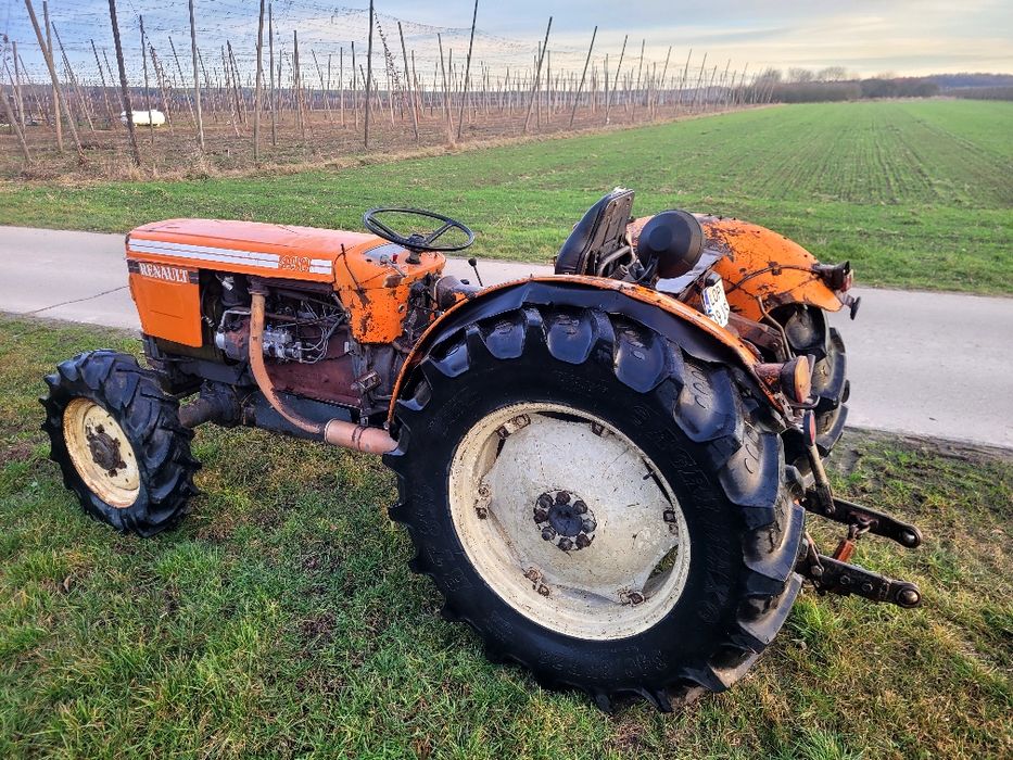 Renault S490 4x4 do chmielu sadowniczy