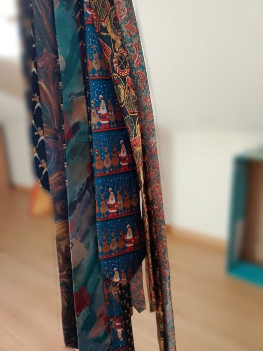 Lote de 5 Gravatas Clássicas - Escolha as suas favoritas!