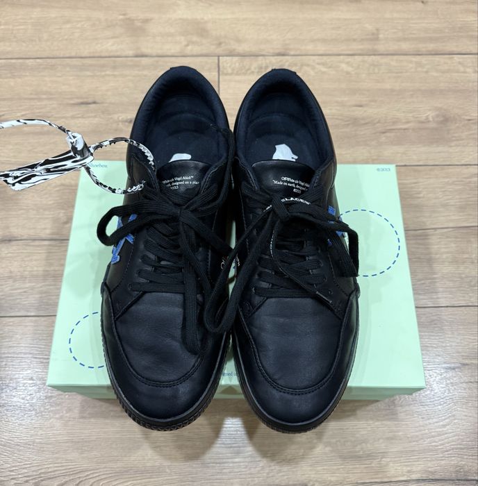 Кроссовки Off White, оригинал. Размер 44