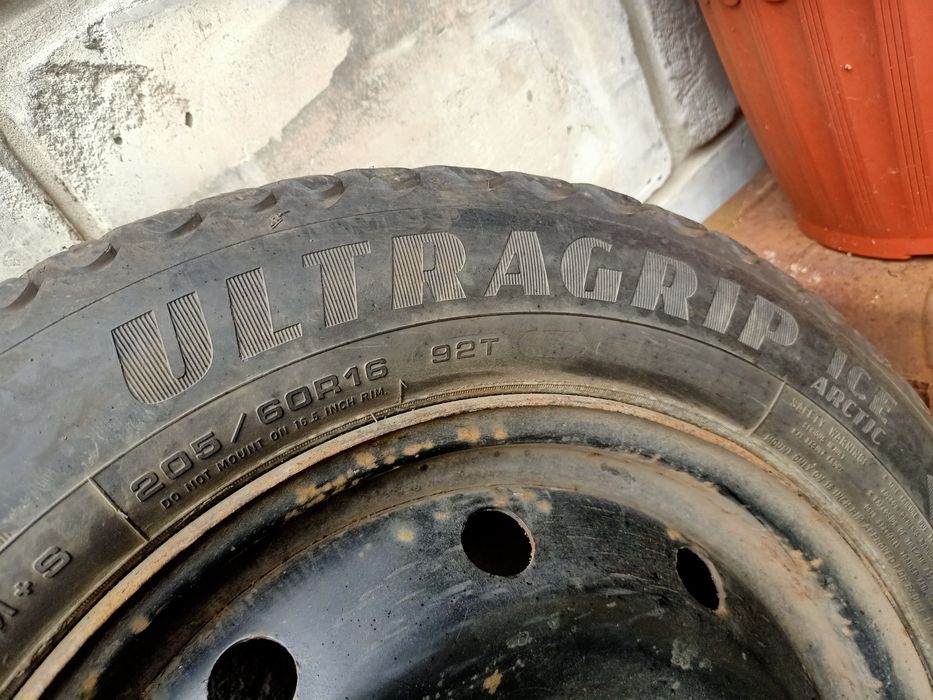 Колеса r16 зимові 5*114.3