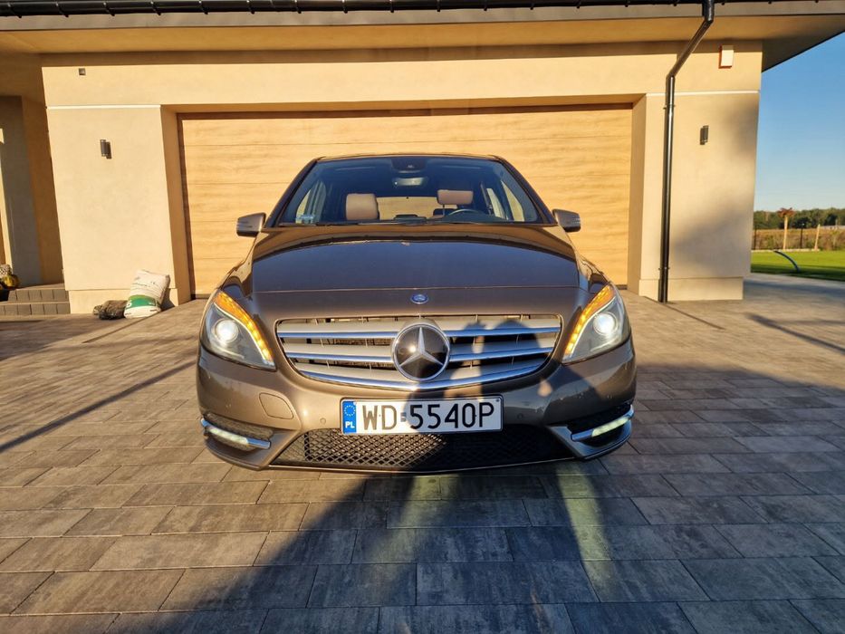 Mercedes B180 Automat. Nowy silnik 130 tys. km. Skóra. Zamiana na SUV