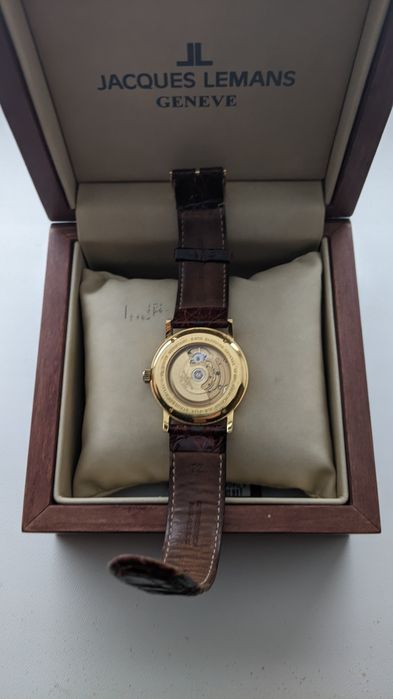 Продам годинник Jacques Lemans G138D
