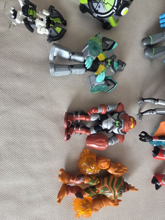 Ben 10 figurki + zegarek