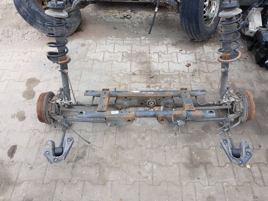 Dacia Duster I Lift 13-17R 4X4 1.2 Tce Belka Zawieszenia Tył