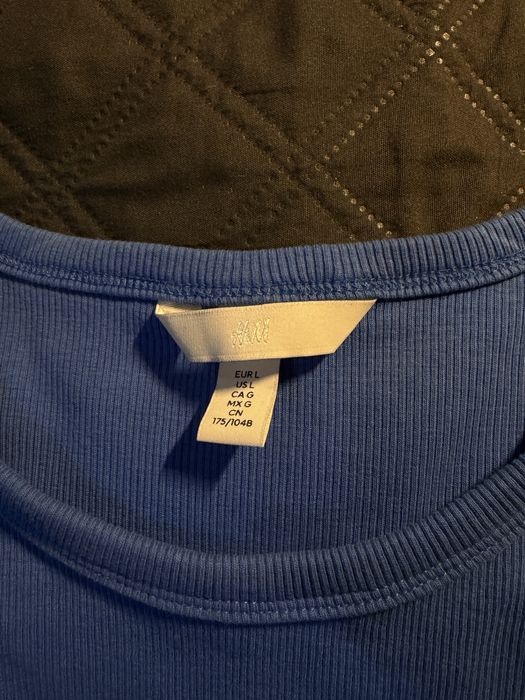 niebieski top na ramiaczkach h&m