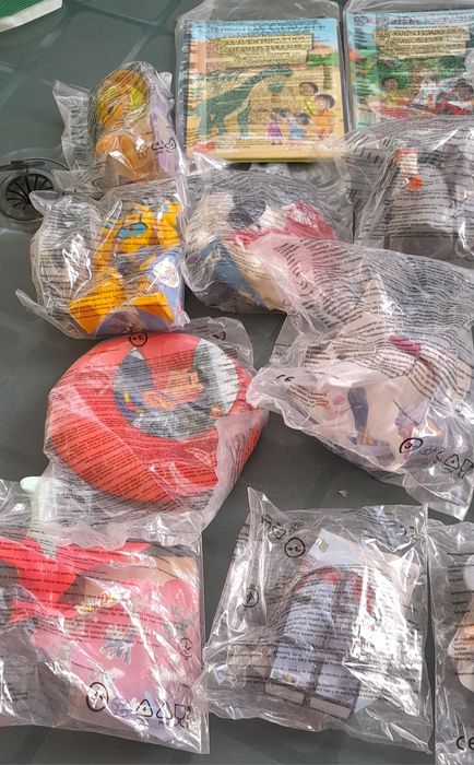 Happy Meal e BK brindes
