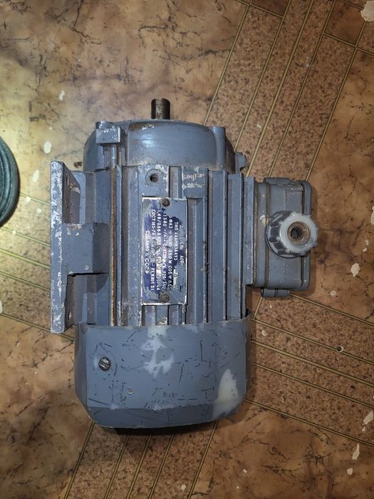 Электро Двигун асинхронний  ДААМ6344УЗ 3 фази