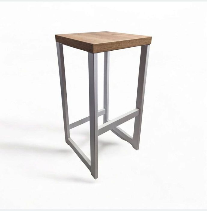 Hoker wysoki, zlotu dąb.