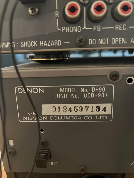 Aparelhagem Denon Radio, CD, colunas