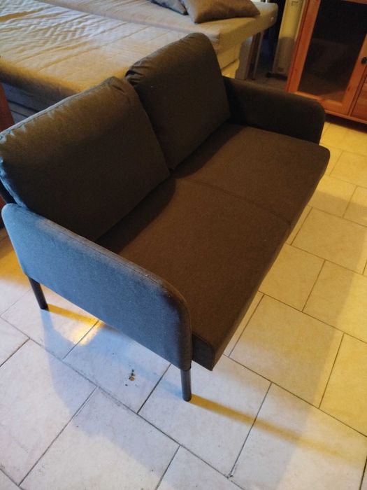 Sofá IKEA 2 lugares, modelo Glostad como novo