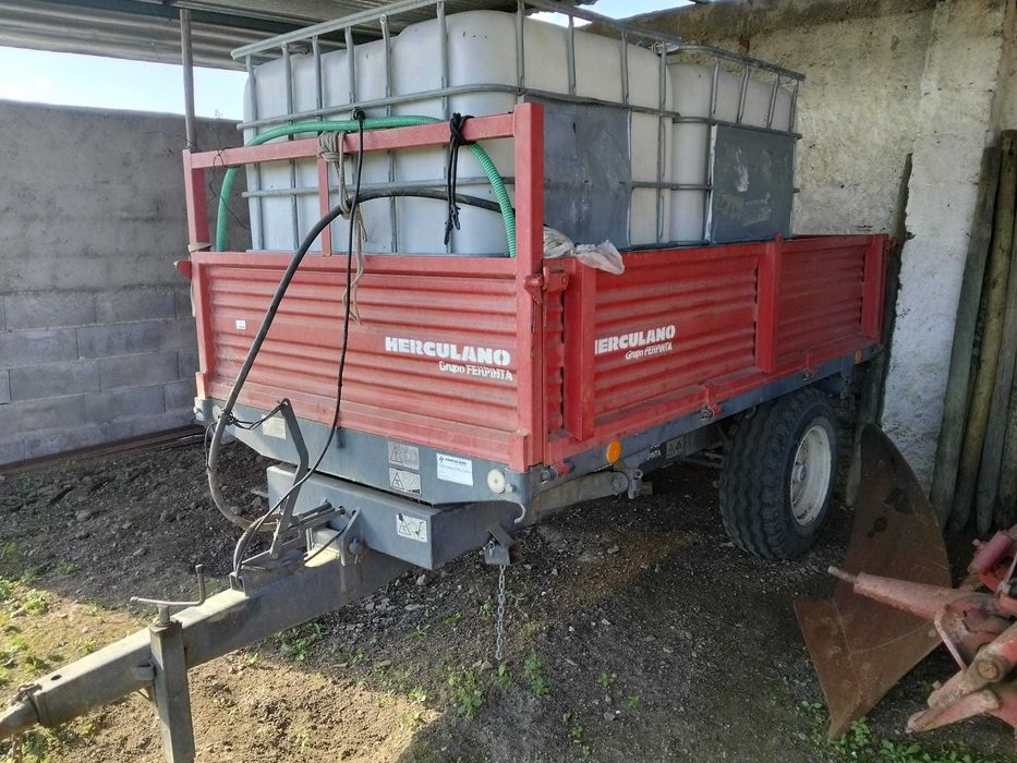 Vendo alfaias agrícolas