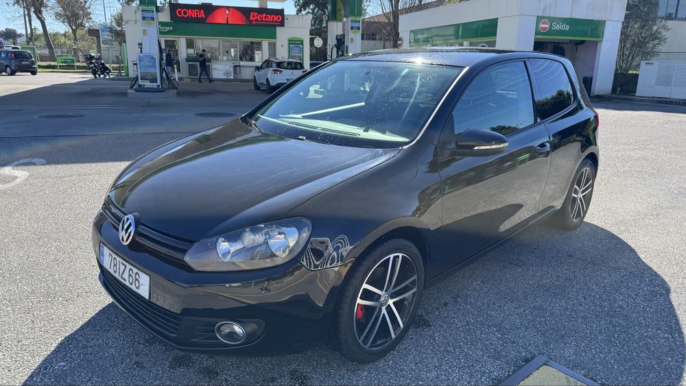 VW Golf 1.6 TDI 105cv Comercial com Car Play e Bluetooh