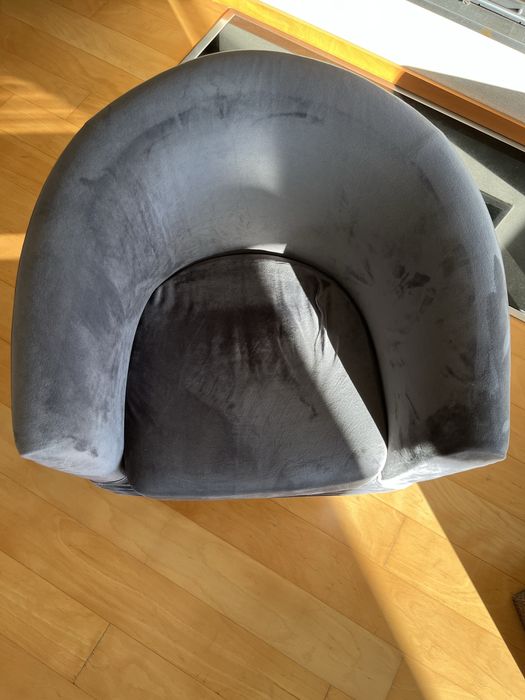 Poltrona Ilea com cobertura nova