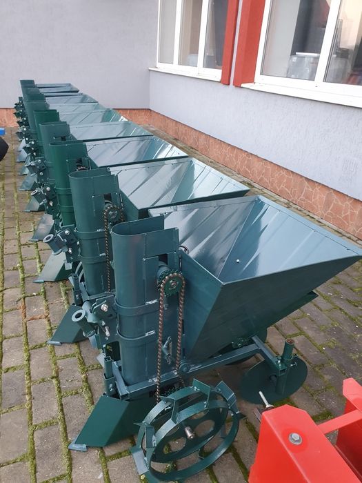 картоплесажалка для мотоблоків