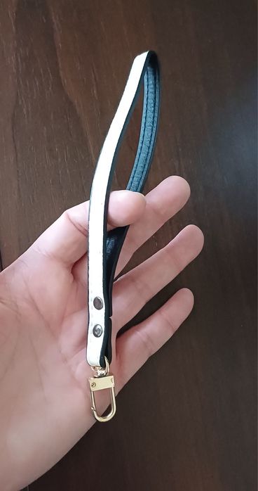 Krótki pasek do saszetki lub kopertówki 17cm