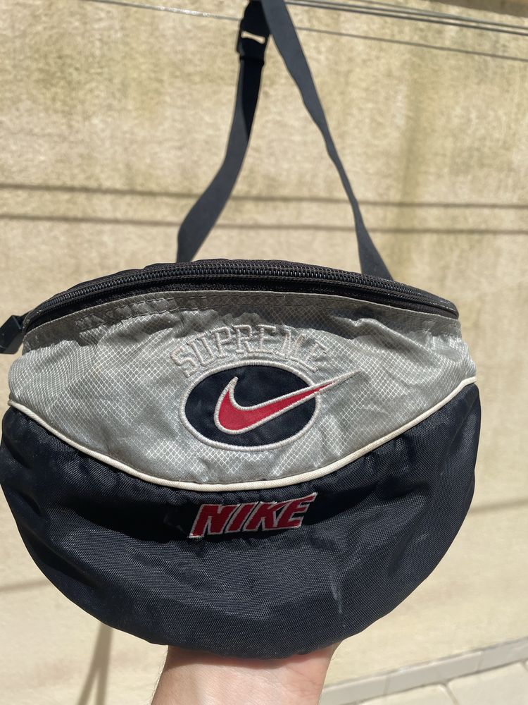 Supreme nike shoulder bag silver Carcavelos E Parede OLX.pt