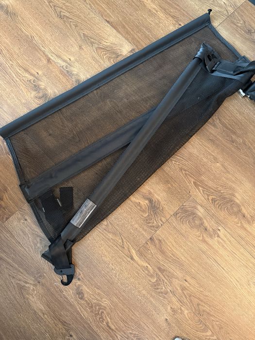 Перегородка до Audi e-tron