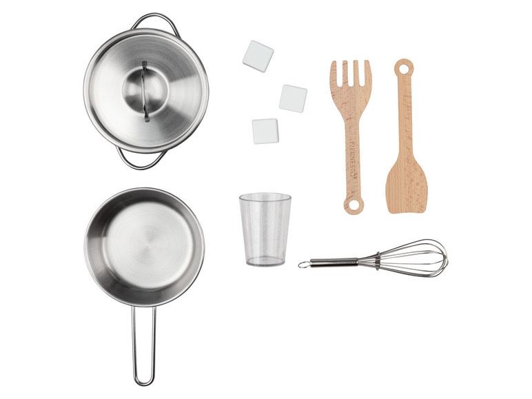 PLAYTIVE® Дерев'яна кухня для гри з аксесуарами