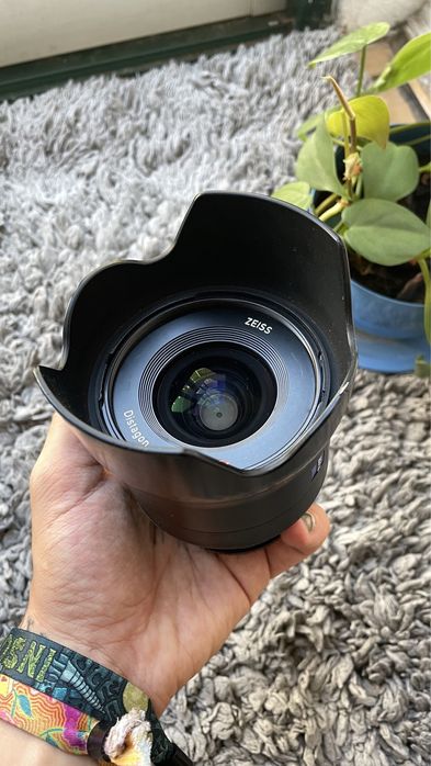 Lente Carl Zeiss _ Batis 25mm f/2