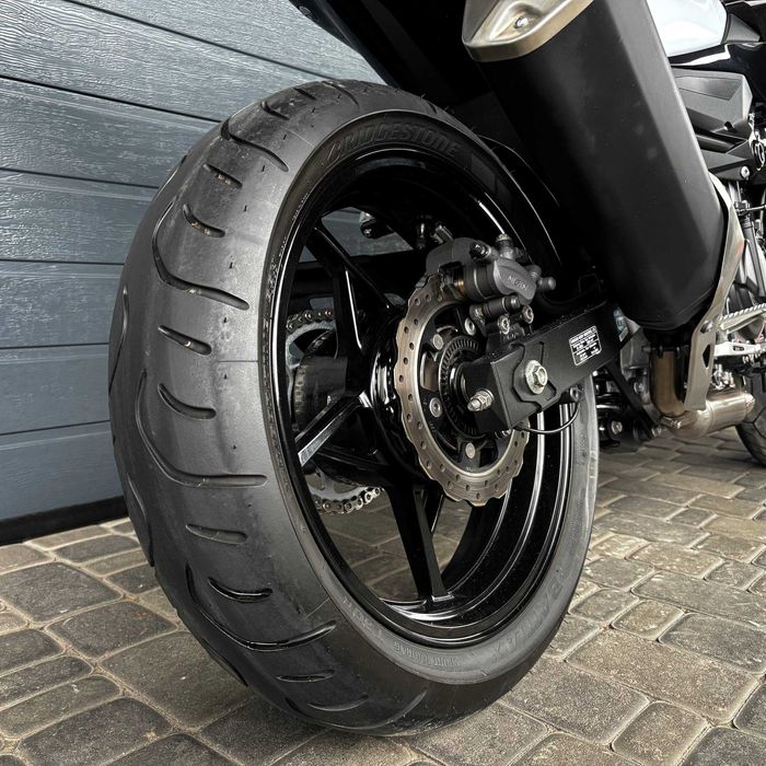 Продам мотоцикл Kawasaki Z400 (1634)