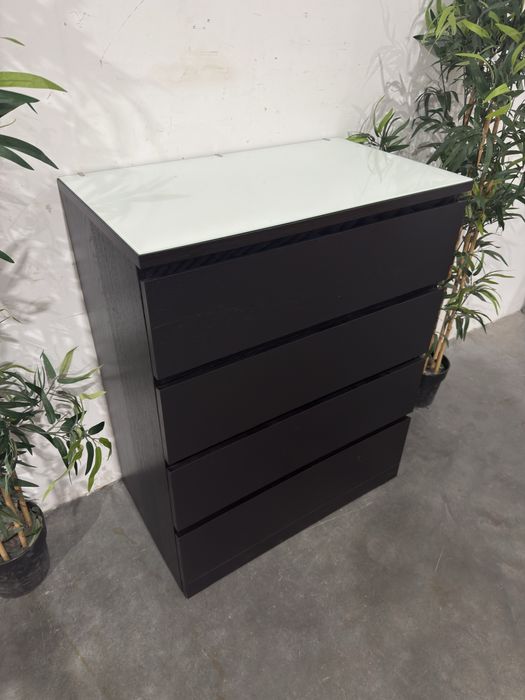 Ładna komoda Ikea Malm 4 szuflady szklany blat super stan dowóz