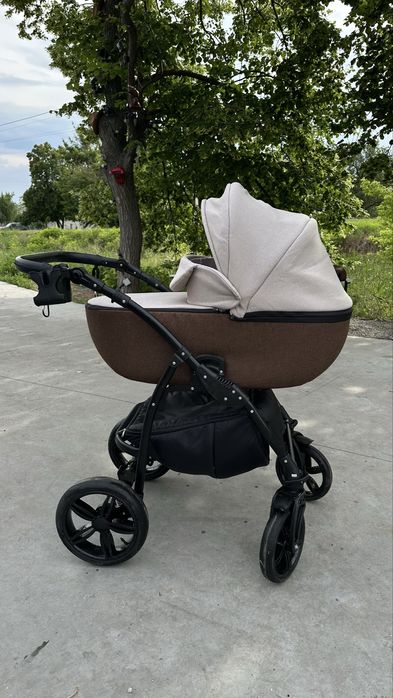 Продам коляску Classic 2 в 1