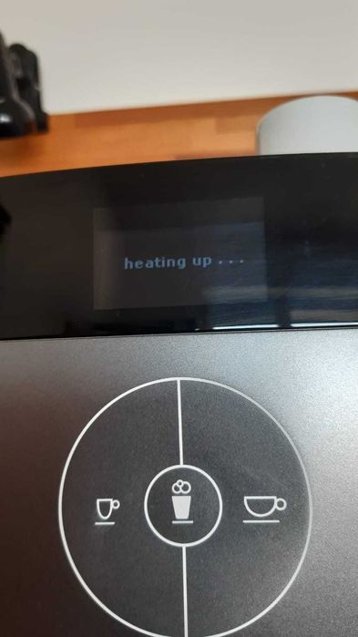 Ekspres z młynkiem i spieniaczem WMF 450 do naprawy lub na części