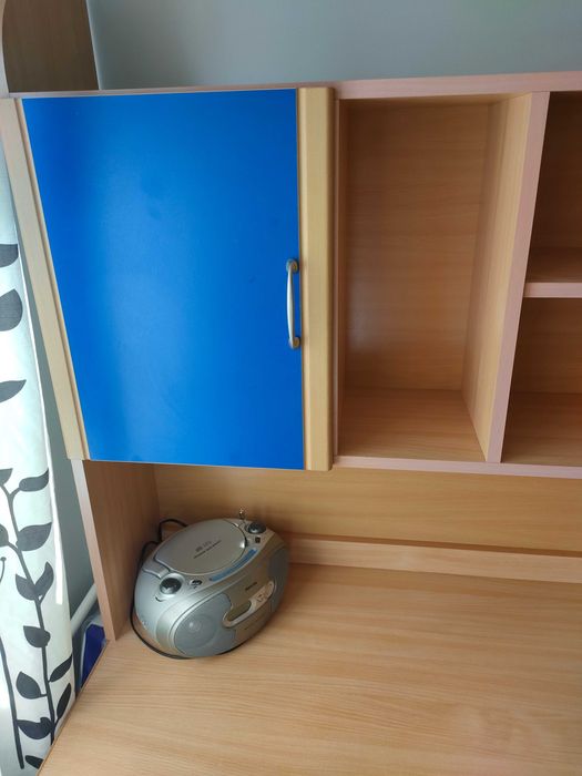 Biurko w bardzo dobrym stanie