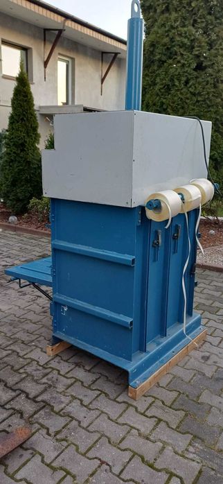 Prasa, belownica do makulatury