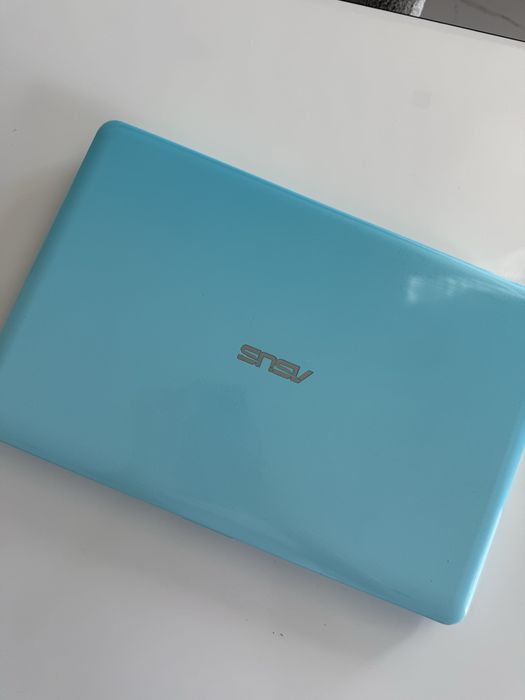 Laptop Asus core i3