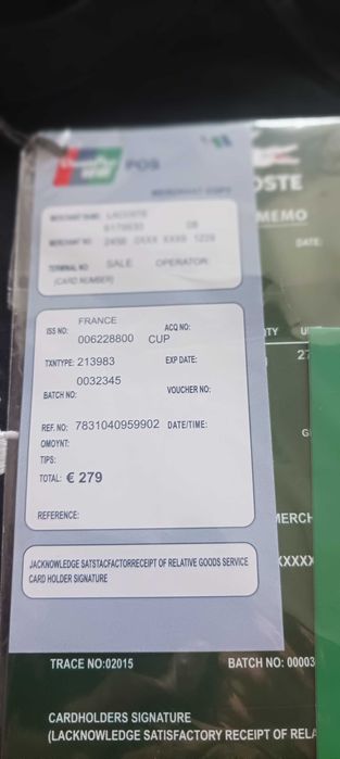 Koszulka damska czarna  z zielonym dodatkiem Lacoste.