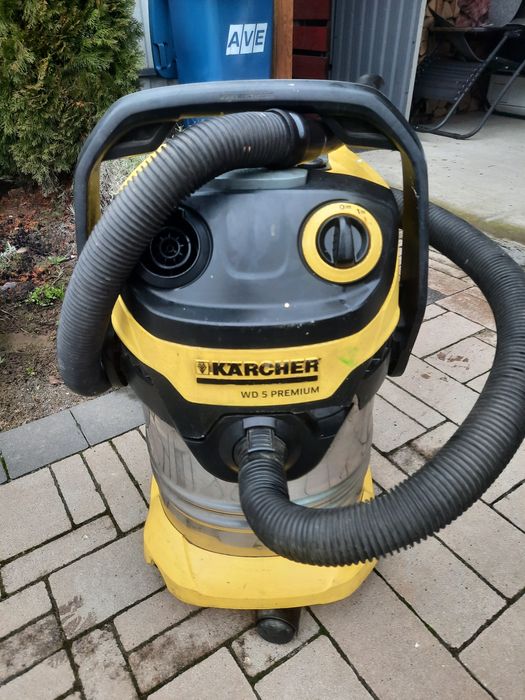 Пилесос Karcher WD5