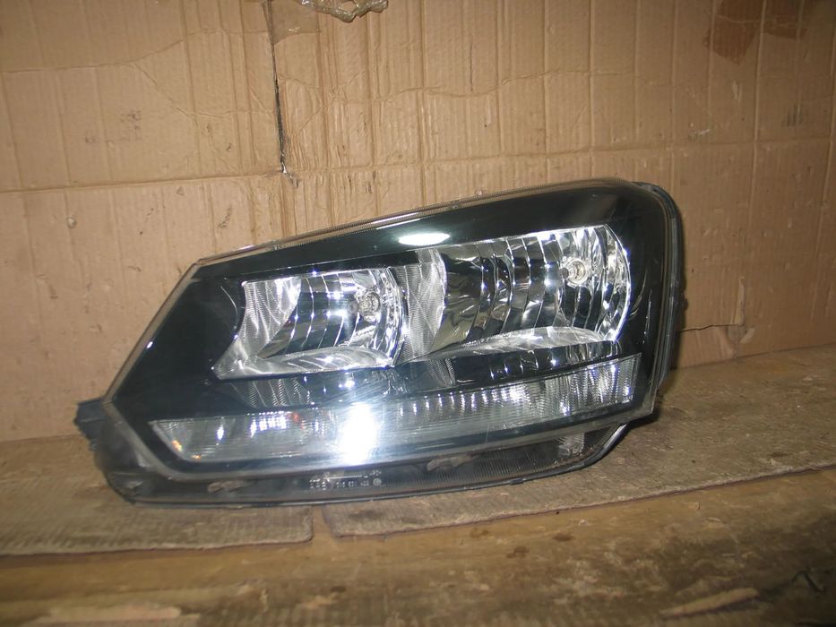 lampa przod skoda yeti lift 12-17r. 5L1941015D zwykla oryginal europa