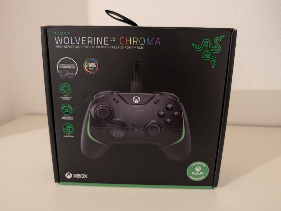 Comando Razer Wolverine V2 Chroma (Xbox / PC)