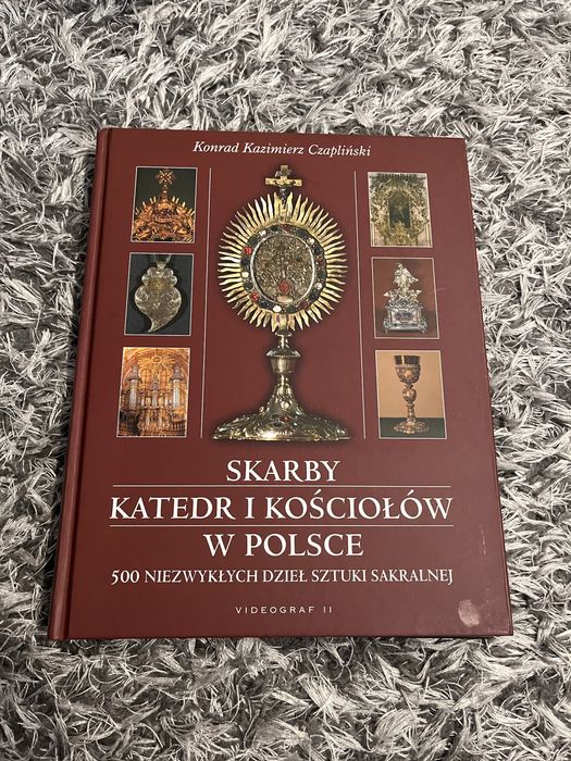 Książka „Skarby katedr i kościołów w Polsce”