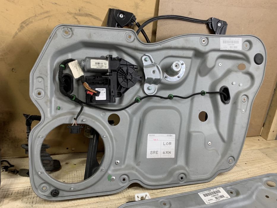 Склопідйомник / моторчик склопідйомника / механізм Caddy Touran